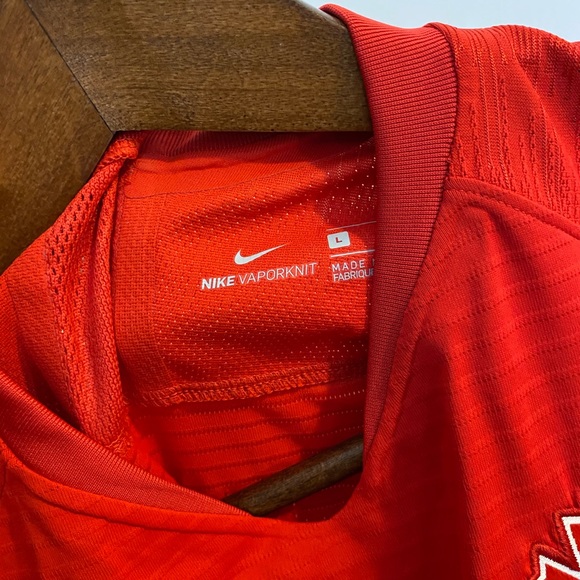 Canada Women’s Soccer Authentic Jersey - Picture 4 of 6